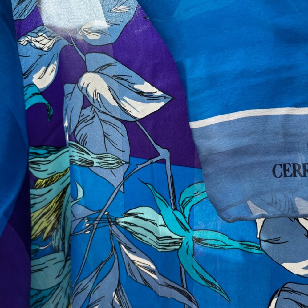 Cerruti 1881 LARGE silk scarf made in Italy - Picture 4 of 6